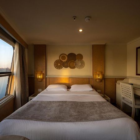 Magic I Nile Cruise Deluxe Boat The Scheduled Departure Is On Saturday For A 7-Day Nile Cruise Hotel Luxor Kültér fotó