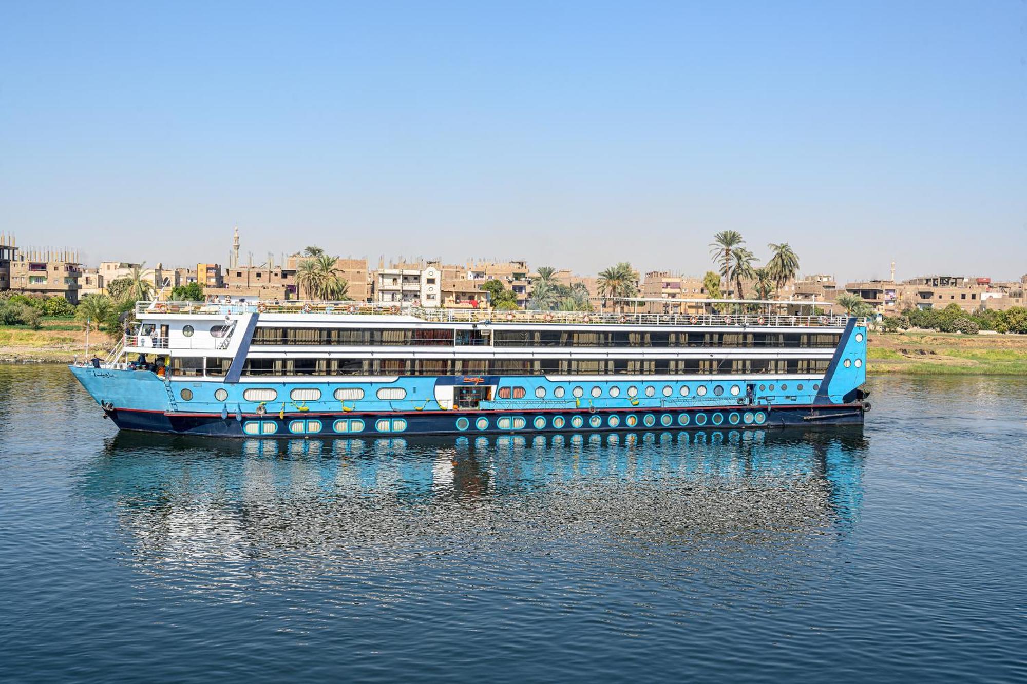 Magic I Nile Cruise Deluxe Boat The Scheduled Departure Is On Saturday For A 7-Day Nile Cruise Hotel Luxor Kültér fotó
